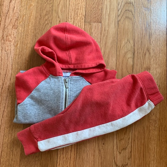 Old Navy outfit set Size: 2T - Picture 5 of 6